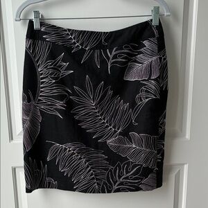 Tommy Bahama Embroidered Black Pencil Skirt- 4